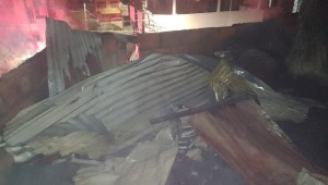 Incendio dejó en pérdida total el tercer piso de una vivienda en Ibagué