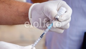 Contraloría revela que 328 personas mayores de 120 años fueron vacunadas contra el COVID-19