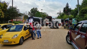 Manifestantes bloquean ocho vías en el Tolima 